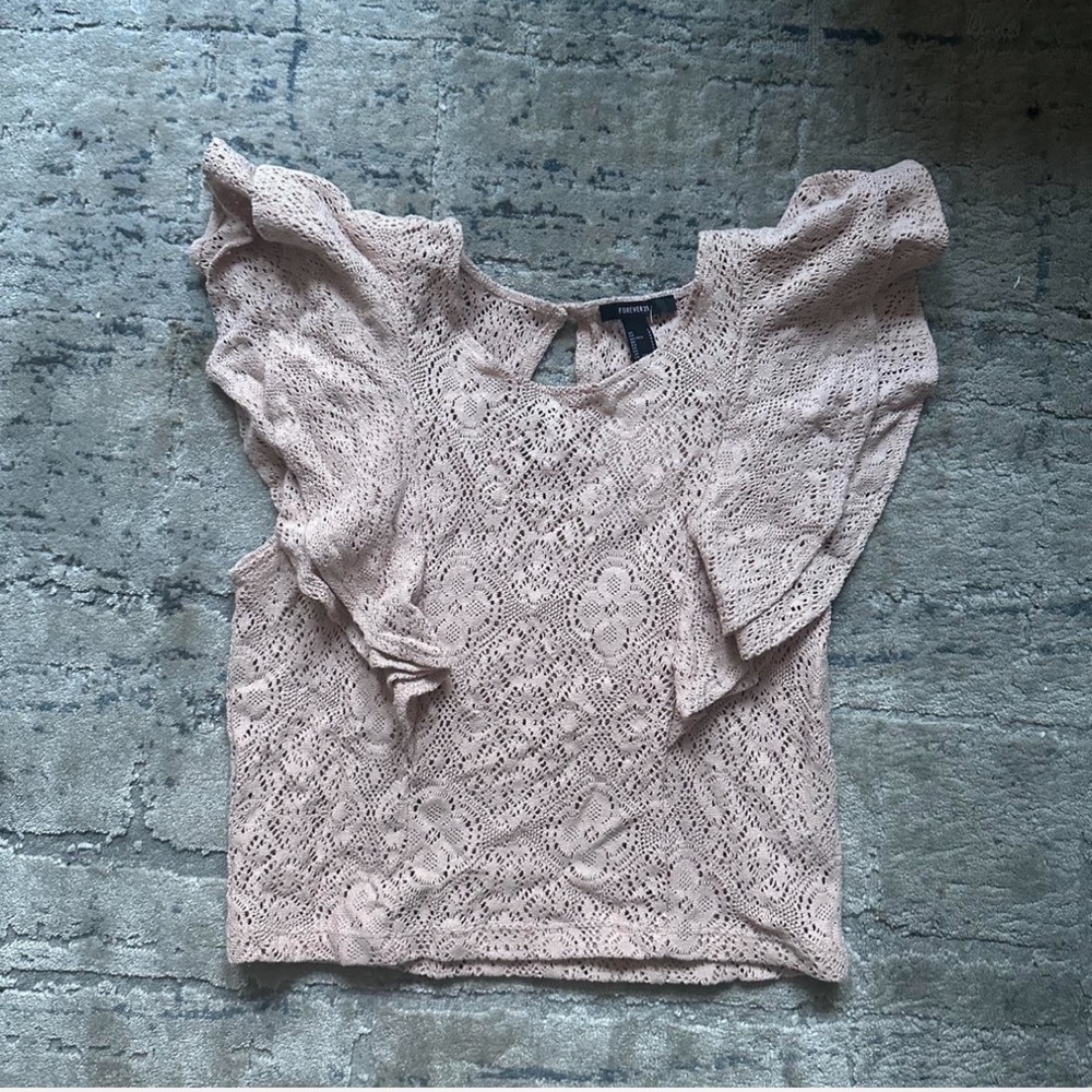 Elegant Lace Ruffle Top - Picture 3 of 8